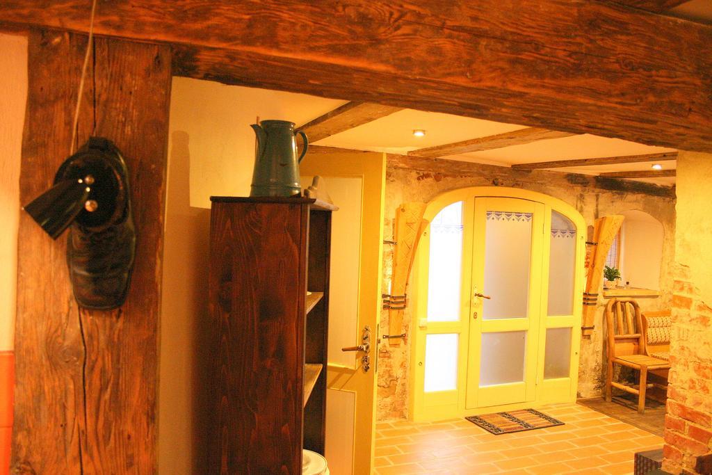 Baznicas Ielas Apartamenti Kuldiga Room photo